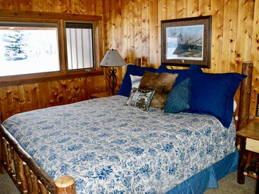 Picturesque Cottage for a Riverside Retreat near Big Sky, Montana - Gallatin Gateway, Montana - glamping.directory