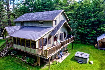 Enchanting Vermont Cabin Retreat with Hot Tub and Firelit Evenings near Magic Mountain - Londonderry, Vermont - glamping.directory