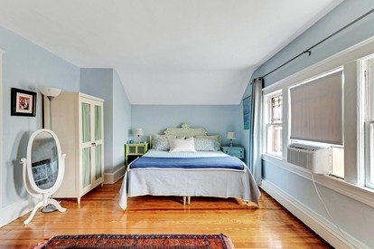 Family-Friendly Rental with Pool Table and Mountain Views in NY - Albany, New York - glamping.directory