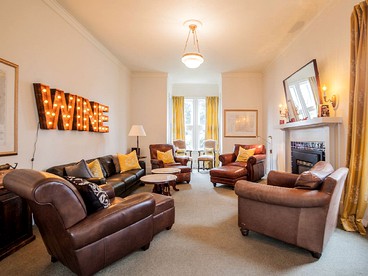 Grand Historic Villa Rental in the Heart of Oregon Wine Country - Dayton, Oregon - glamping.directory