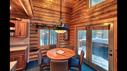 Outstanding Cabin with Hot-tub in Island Park, Idaho - Island Park, Idaho - glamping.directory
