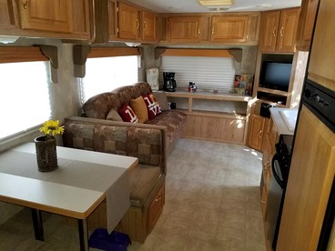 Secluded Campervan Rental near Reeses Creek in Killeen, Texas - Killeen, Texas - glamping.directory
