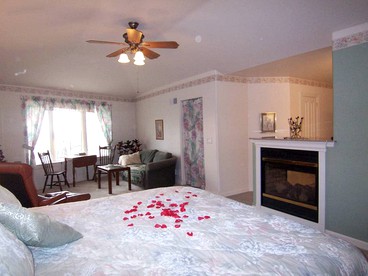 Cozy Suite Rental for Family-Friendly Getaway near Lancaster, Pennsylvania - Ephrata, Pennsylvania - glamping.directory