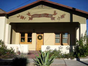 Historic Adobe Cottage Rental with Beautiful Garden in Tucson, Arizona - glamping.directory