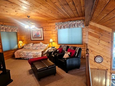 Peaceful Mountain Cabin with Private Lake and Game Room Near Long Barn, California - Long Barn, California - glamping.directory