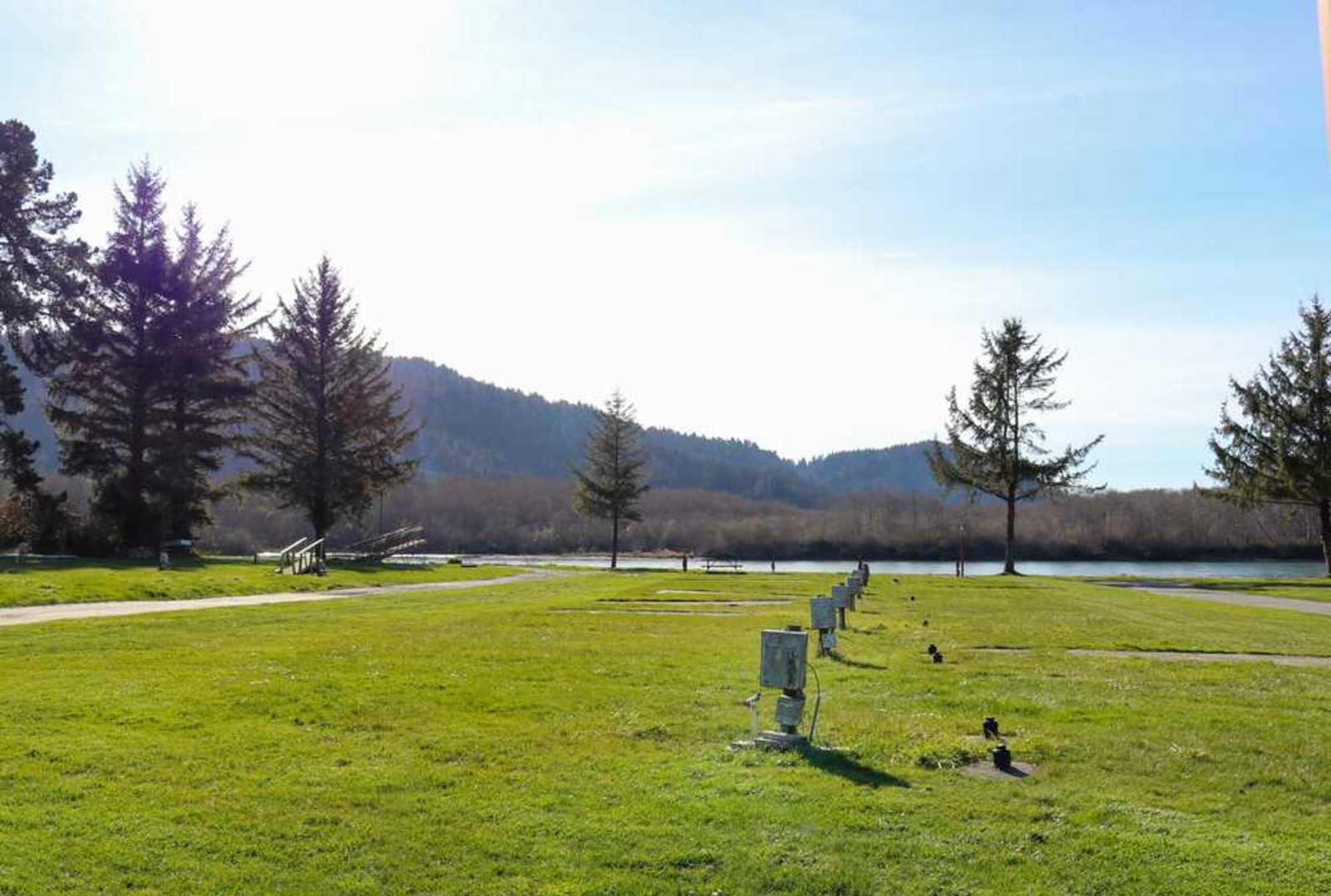 Riverside RV Park - Klamath, California - glamping.directory