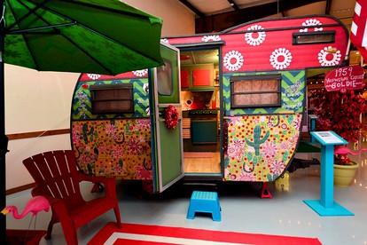 Mexican-Themed Camper for a Romantic Getaway near Smithville, Texas - Round Top, Texas - glamping.directory