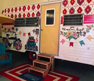 Mexican-Themed Camper for a Romantic Getaway near Smithville, Texas - Round Top, Texas - glamping.directory
