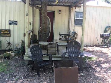Lovely Studio Rental with Hamilton Creek Views for Vacation in Marble Falls, Texas - Marble Falls, Texas - glamping.directory
