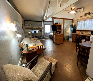 Lovely Studio Rental with Hamilton Creek Views for Vacation in Marble Falls, Texas - Marble Falls, Texas - glamping.directory