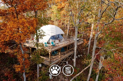 Lakefront Dome with Private Deck and Amazing Hiking Trails in Tennessee - Smithville, Tennessee - glamping.directory