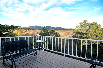 Spacious Cabin Rental with Beautiful Mountain Views near Pinos Altos, New Mexico - Silver City, New Mexico - glamping.directory