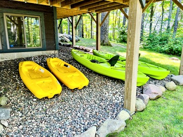 Pet-Friendly Lakeside Cabin Ideal for a Family Getaway in Wisconsin - Stone Lake, Wisconsin - glamping.directory