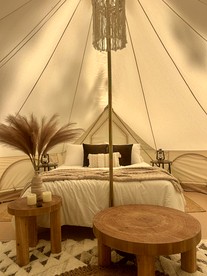 Tranquil Wooded Cabin Retreat with Private Hot Tub & Fire Pit Near Gentry, Arkansas - Gentry, Arkansas - glamping.directory