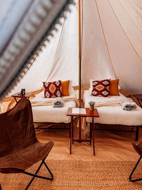 Fully Furnished Tents Ideal for Hiking Trails in Washington - Port Angeles, Washington - glamping.directory