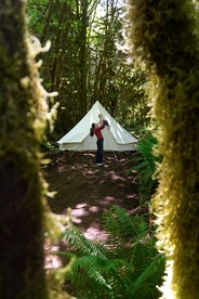 Fully Furnished Tents Ideal for Hiking Trails in Washington - Port Angeles, Washington - glamping.directory