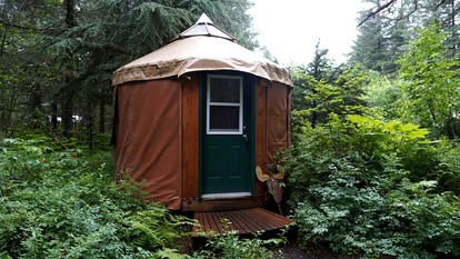Nauti Otter Yurt Village - Seward, Alaska - glamping.directory