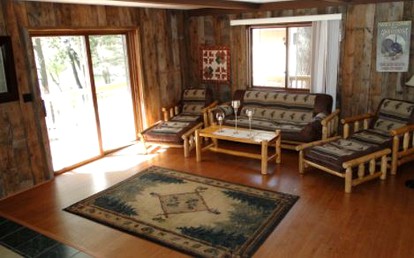 Family-Friendly Cottage Rental with Excellent Lake Views near Wautoma, Central Wisconsin - Wild Rose, Wisconsin - glamping.directory
