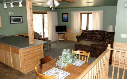 Family-Friendly Cottage Rental with Excellent Lake Views near Wautoma, Central Wisconsin - Wild Rose, Wisconsin - glamping.directory