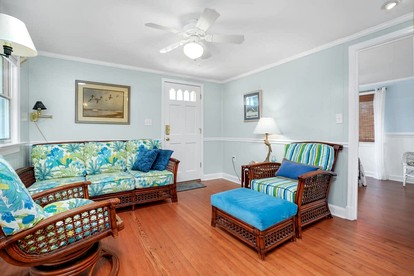 Creekside Cottage with Sunroom and Fire Pit - with Plenty of Outdoor Space Near Assateague Island in Chincoteague, VA - Chincoteague, Virginia - glamping.directory
