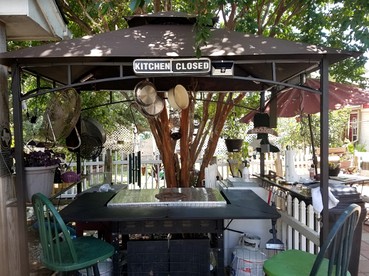 Cozy Cottage with a Shared Hot Tub near Fort Worth, Texas - Denton, Texas - glamping.directory