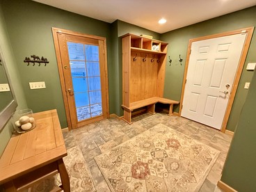 Beautiful Cottage with Hot-tub in Winhall, Vermont - Winhall, Vermont - glamping.directory