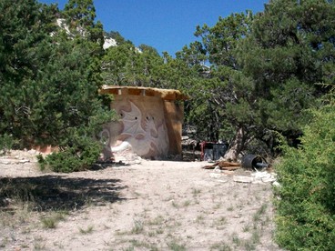Hand-Made Hut Rental in an Eco-Friendly Village surrounded by Natural Beauty near Provo, Utah - Salt Lake City, Utah - glamping.directory
