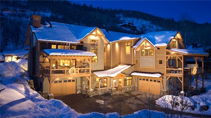 Stately Cabin for a Group Getaway to Steamboat Ski Resort in Colorado - glamping.directory