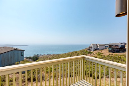 Modern Dillon Beach Rental for a Stunning California Getaway - Dillon Beach, California - glamping.directory