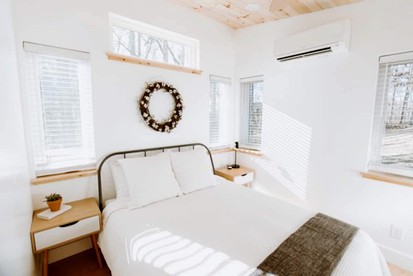 Luxury Tiny House in Cleveland for a Family Vacation in Tennessee - Cleveland, Tennessee - glamping.directory
