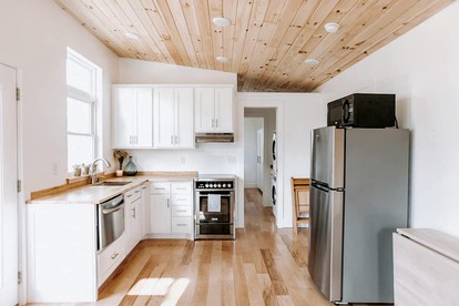 Luxury Tiny House in Cleveland for a Family Vacation in Tennessee - Cleveland, Tennessee - glamping.directory