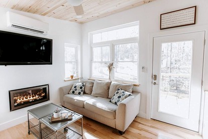 Luxury Tiny House in Cleveland for a Family Vacation in Tennessee - Cleveland, Tennessee - glamping.directory