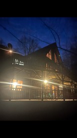 Group Spacious Cabin with Hot-Tub and Picnic Areas in Ohio - Rockbridge, Ohio - glamping.directory