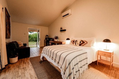 Gorgeous Tiny House with Fire Pit, Games and Barbecue in San Saba, Texas - San Saba, Texas - glamping.directory