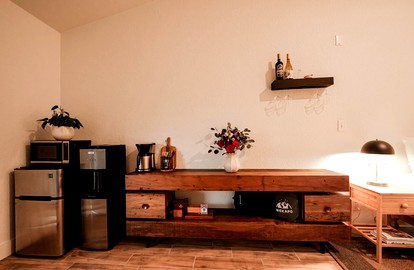 Gorgeous Tiny House with Fire Pit, Games and Barbecue in San Saba, Texas - San Saba, Texas - glamping.directory