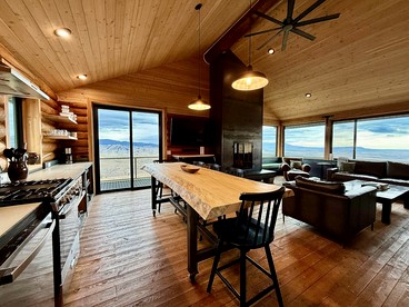 Rustic Mountain Cabin Retreat with Wrap-Around Porch & Scenic Views Near Livingston, Montana - Livingston, Montana - glamping.directory
