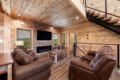 Sevierville Splendor: Luxurious Cabin Getaway Offering Breathtaking Views and Unparalleled Amenities - Sevierville, Tennessee - glamping.directory