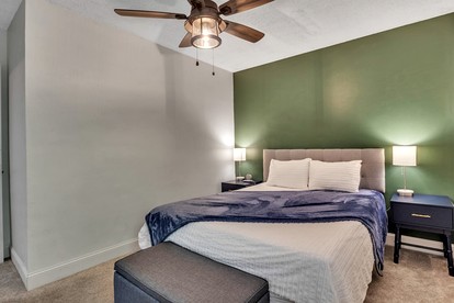 Pet-Friendly Cabin with Foosball Table Ideal for Small Families in Sevierville, Tennessee - Sevierville, Tennessee - glamping.directory
