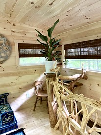 Secluded Treetop Oasis, Original Treehouse in Tennessee - Copperhill, Tennessee - glamping.directory
