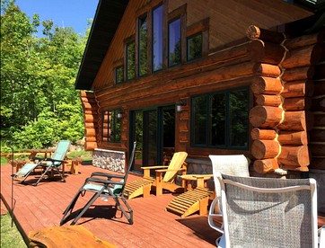 English Lake Escape -Custom Waterfront Log Cabin in Chequamegon National Forest - Mellen, Wisconsin - glamping.directory