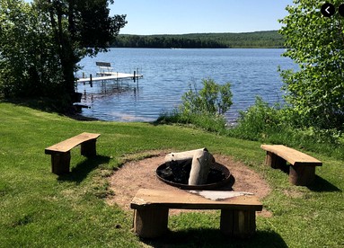 English Lake Escape -Custom Waterfront Log Cabin in Chequamegon National Forest - Mellen, Wisconsin - glamping.directory