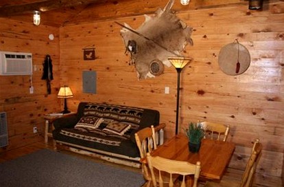 Family-Friendly Lodge Suite Rental Located near Smoky Hills State Forest in Osage, Minnesota - Osage, Minnesota - glamping.directory