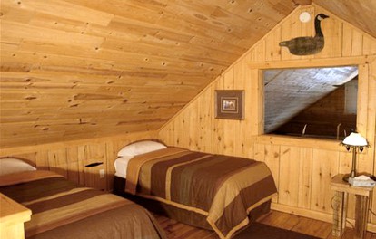 Family-Friendly Lodge Suite Rental Located near Smoky Hills State Forest in Osage, Minnesota - Osage, Minnesota - glamping.directory
