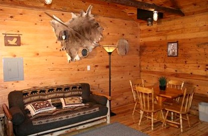 Family-Friendly Lodge Suite Rental Located near Smoky Hills State Forest in Osage, Minnesota - Osage, Minnesota - glamping.directory