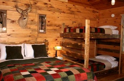 Family-Friendly Lodge Suite Rental Located near Smoky Hills State Forest in Osage, Minnesota - Osage, Minnesota - glamping.directory