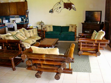 Luxury Oceanside Cabin Rental on the Kona Coast of Hawaii Island - Captain Cook, Hawaii - glamping.directory