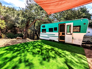 Caravan by the Lake: Retro Glamping in Santa Ysabel, CA - Santa Ysabel, California - glamping.directory