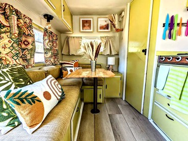 Caravan by the Lake: Retro Glamping in Santa Ysabel, CA - Santa Ysabel, California - glamping.directory