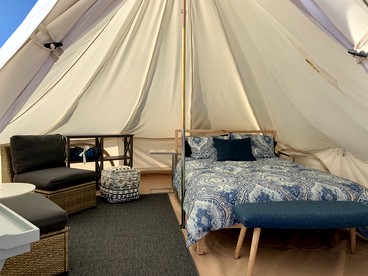Deluxe Bell Tent Rental Ideal for Glamping in Oregon - Lincoln City, Oregon - glamping.directory