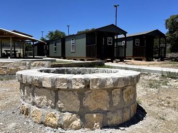 Pet-Friendly Cottages Incredible for Adventure Lovers in Texas - Canyon Lake, Texas - glamping.directory